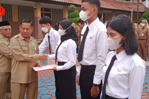 Lengkapi kebutuhan, BKPSDM Tangerang berikan SK pengangkatan CPNS
