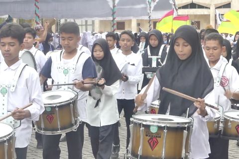 Ratusan pelajar bersuka cita ikuti pawai sambut Ramadhan 1444 H