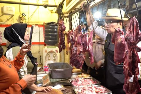 Ridwan Kamil siapkan 3 strategi atasi kenaikan harga bahan pokok