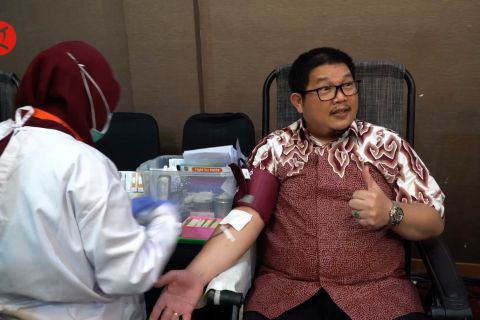 Isi stok Ramadhan, Ngabaraya BMPD & FKIJK Jabar gelar donor darah