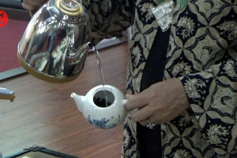 Menggugah minat generasi muda untuk mengonsumsi teh hijau