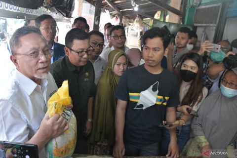 Mendag tinjau Pasar Rawamangun Jakarta Timur