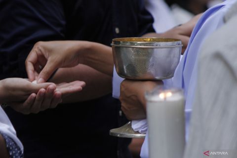 MISA KAMIS PUTIH DI KUPANG