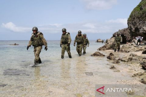 Pencarian awak helikopter UH60 Pasukan Bela Diri Jepang