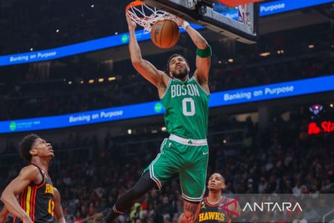 Boston Celtics kalahkan  Atlanta Hawks 128-120.