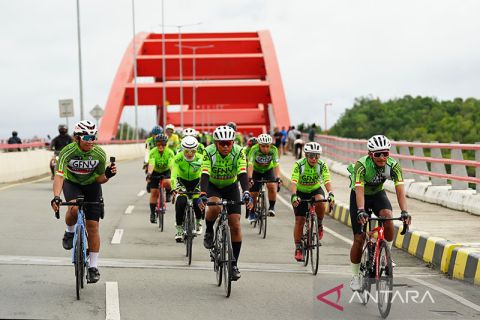 Jayapura Group Ride ke-6 GFNY Bali - IFG Life: Nikmati Suasana Pantai dan Indahnya Jayapura