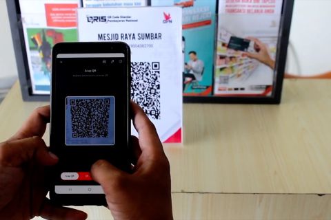 BI Sumbar imbau gerai dan tempat ibadah cek QRIS berkala