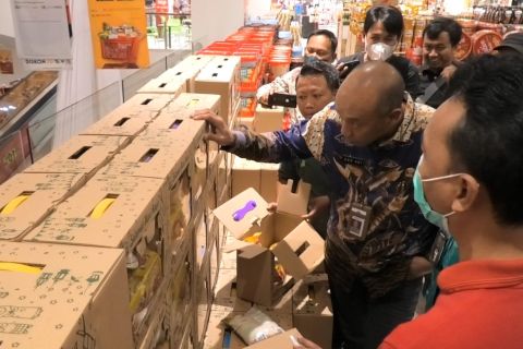 Inspeksi Diskopindag Kota Malang, periksa parsel kedaluwarsa