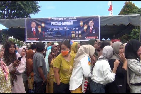 Kendalikan inflasi, pasar murah digelar di Ambon dan Lhokseumawe