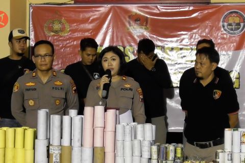 Polisi tangkap produsen dan pembeli petasan di Kota Semarang