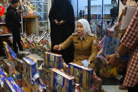 Wawako Palembang pastikan parsel Lebaran aman dari produk kedaluwarsa