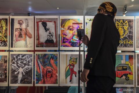Pameran foto Le Mystere de Mural
