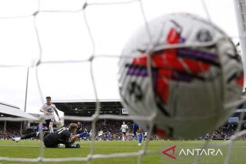 Fulham kalahkan Leicester City 5-3