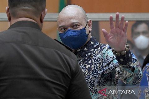 Teddy Minahasa akhirnya divonis penjara seumur hidup
