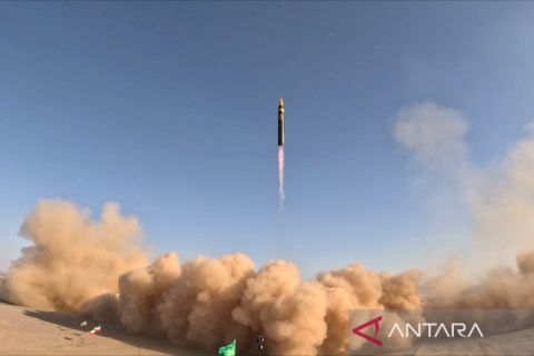 Iran pamerkan rudal Khaibar dengan jangkauan 2.000 km