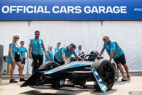 Pembukaan peti mobil Formula E Gen 3