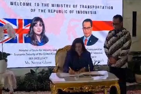 RI dan Inggris perkuat kerja sama perkeretaapian dan maritim