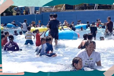 Byur! Berbondong-bondong main air sebelum libur Lebaran usai