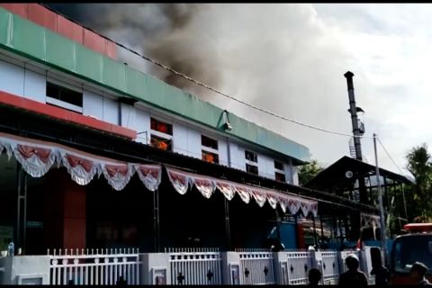 IGD RSUD Abepura terbakar, dua pasein meninggal dunia