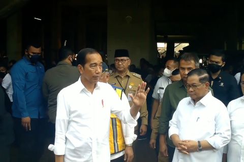 Kendalikan inflasi, Presiden minta daerah biayai transportasi produksi