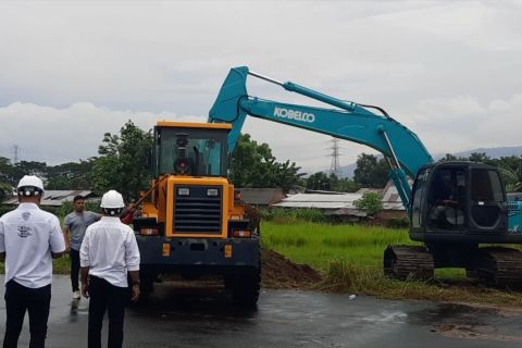 Lintasan MXGP mulai digarap di kawasan bekas bandara Selaparang