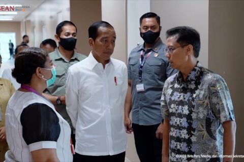 Tinjau RSUD Komodo, Presiden harap dokter spesialis ditambah