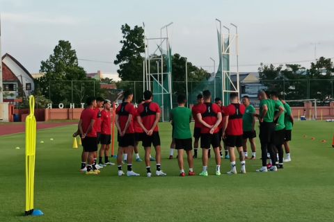 15 pemain timnas bergabung latihan di Surabaya, Sandy Walsh cedera