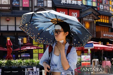 Suhu panas di Beijing capai 40 derajat Celsius