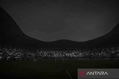 Mati lampu saat Persija menjamu Ratchaburi FC