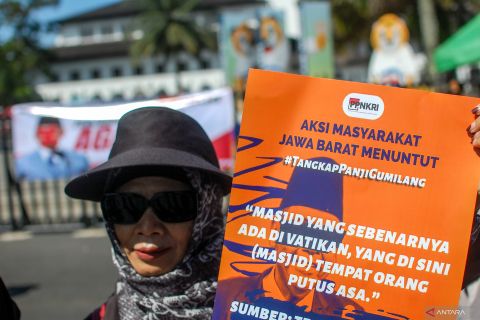 Aksi tolak ajaran ponpes Al Zaytun