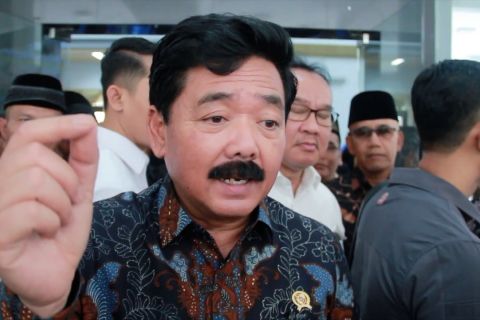 Menteri Hadi ingin Sumbar jadi ikon penyelesaian konflik tanah ulayat