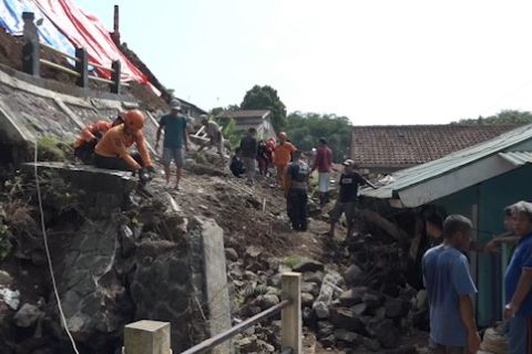 Langkah Pemkot Bogor tangani longsor di Gunung Batu