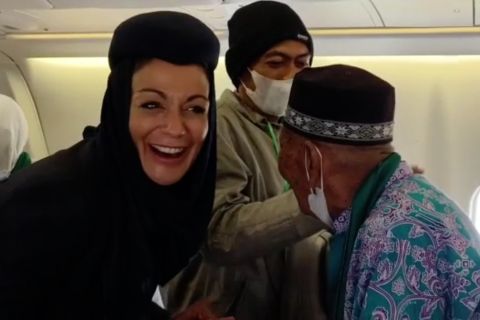 Demensia, calon haji minta turun dari pesawat karena ingat ayam