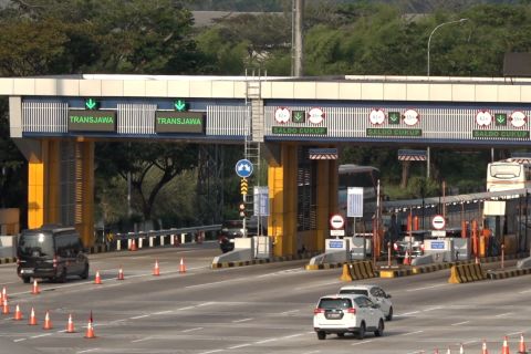 Dirut JTT: Arus lalu lintas jalan tol Jakarta-Cikampek ramai lancar