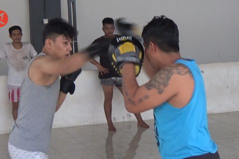 Mantan atlet tinju nasional latih WBP di Lapas Muaro Padang