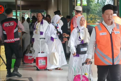 PPIH Surabaya siap berangkatkan jamaah kuota haji tambahan