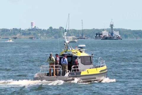 Puing kapal selam wisata Titanic ditemukan, 5 penumpang meninggal
