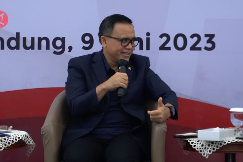 Menpan-RB susun opsi agar tak ada PHK terhadap tenaga non-ASN