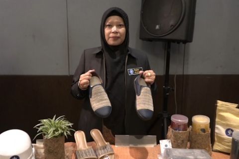 Peneliti IPB ciptakan inovasi produk mode dari tandan kelapa sawit