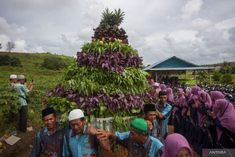 Tradisi sedekah bumi di Batam