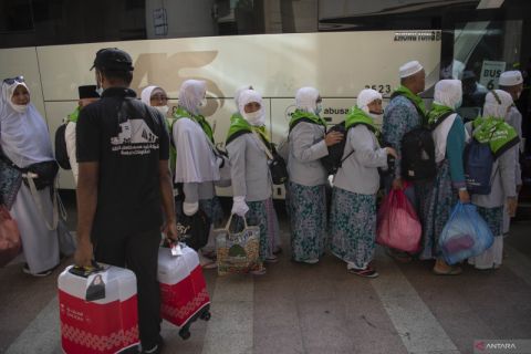 Jamaah haji gelombang kedua mulai diberangkatkan ke Madinah