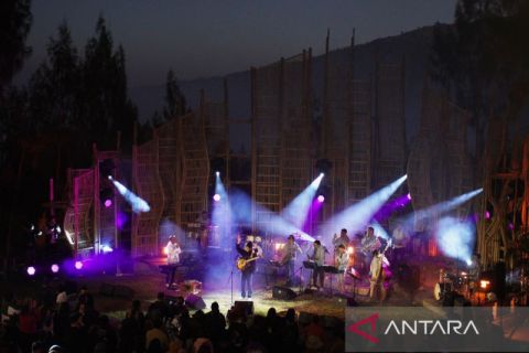 Jazz Gunung Bromo 2023