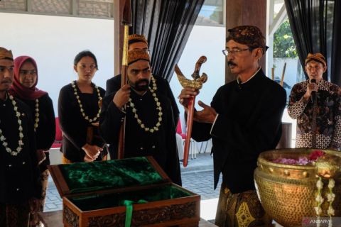 Jamasan Keris Tengara