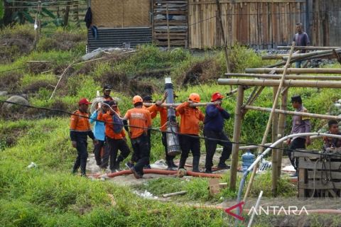 Hari keempat operasi penyelamatan delapan penambang emas