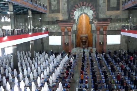 Mengintip pelaksanaan Shalat Jumat di Masjid Al-Zaytun
