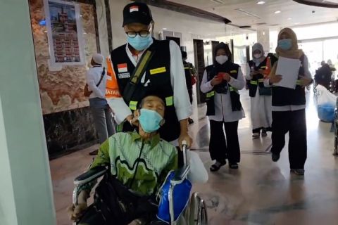 Penanganan peserta haji yang sakit sebelum kembali ke kloter