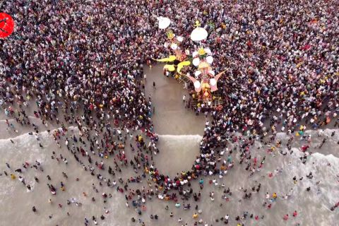 Mengintip kemeriahan puncak Pesona Hoyak Tabuik 2023 di Pariaman