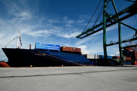 Brunei luncurkan rute pengiriman peti kemas langsung pertama ke China