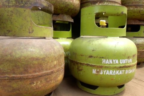 Gubernur Khofifah minta penambahan pasokan elpiji bersubsidi