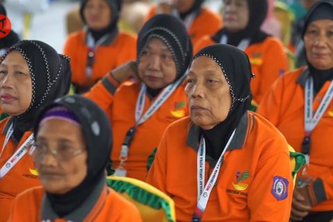 Sekolah lansia, sarana orang tua agar tetap produktif di masa senja